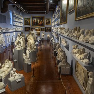 Galleria dellAccademia di Firenze Gipsoteca foto Guido Cozzi 005002 300x300 3ERhik
