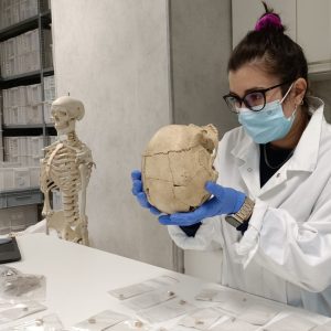 Roberta Manzollino nei tre anni di Dottorato portera avanti una ricerca per la ricostruzione facciale tridimensionale delle mummie egiziane 300x300 eZorZe