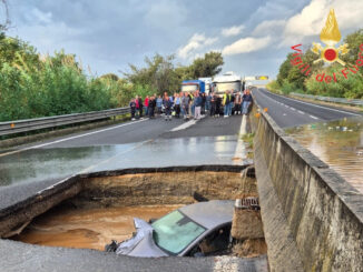 Maltempo, allerta arancione tra Calabria e Sicilia
