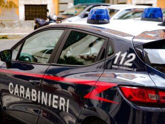 Segregata, picchiata e presa a morsi: arrestato l’ex